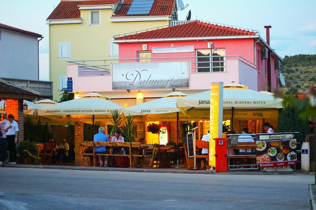 Apartments Stepic Trogir Eksteriør billede